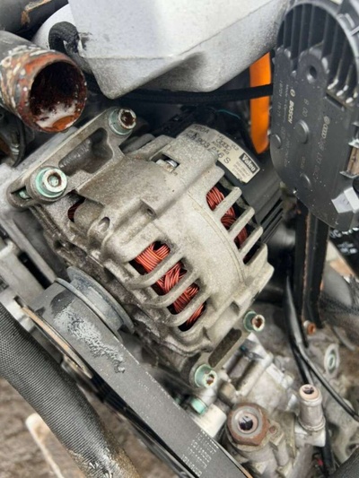 06b903016s Генератор Audi A4 B6 2002