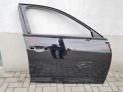 4K0831052A audi a6 c8 дверь правая передняя