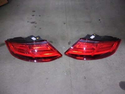 8S0945095A audi tt 8s фара левая задняя