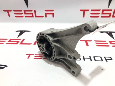 PT00155838D Кронштейн двигателя Rivian R1T 2022 PT00155838-D,PT00043514-F,PT00046119-F,PT00043513-F,PT00002848-J