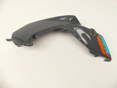 BAT2413900 крышка расширительного обтекатель боковое п yamaha mt07 mt 07 21
