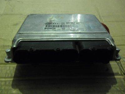4D0907551AH Блок управления двигателем Volkswagen Passat 5 1996-2000 1999 / Bosch 0261204346