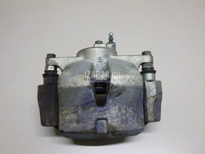 4775006320 Суппорт тормозной передний левый Toyota Camry V70 2017
