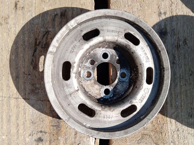06B105255E Шкив коленвала Audi A4 B5 2000