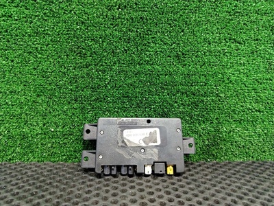 4D0035530E Усилитель антенны Audi A6 C5 (S6,RS6) 2000 4D0 035 530 E