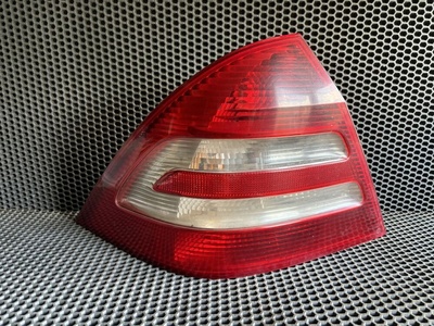 A2038201964 Фонарь задний левый Mercedes-Benz C-класс W203/S203/CL203 рестайлинг (2004—2008) 2005