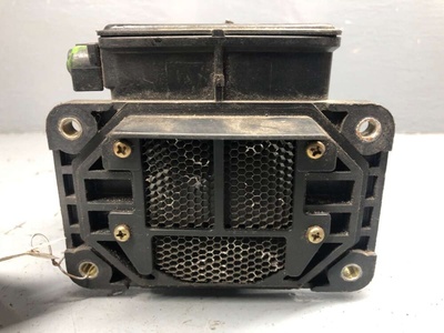 E5T05371 Расходомер воздуха Mitsubishi Space Runner 1 1998 ,MD172449