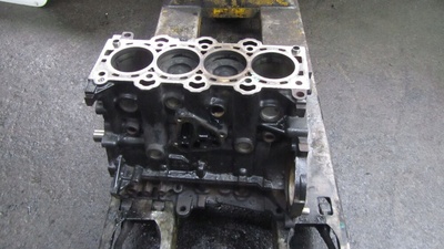 HYUNDAI IX35 1.7 BLOK SILNIKA DÓŁ D4FD 10 - 16 52