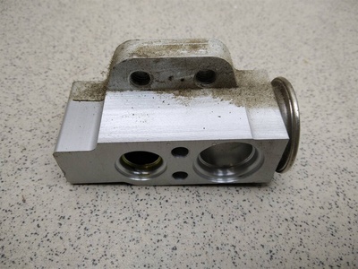 6Q0820679F Клапан кондиционера volkswagen Polo (Sed RUS) 2010-2020