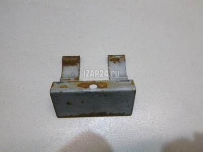 8527228030 Кронштейн форсунки омывателя фары Toyota LS (USF4#) (2006 - 2017)