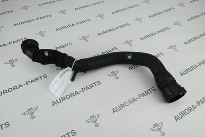LR034643 Патрубок системы охлаждения Land Rover Range Rover 30DDTX L405 2012