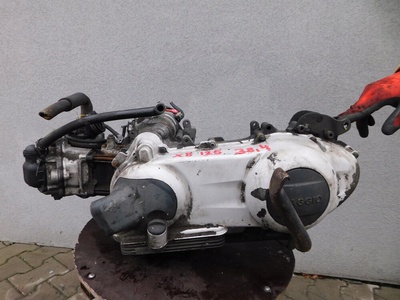 11939382689 piaggio x8 125 двигатель