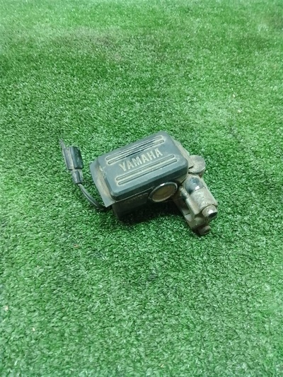 3RY258700400 цилиндр тормозной главный Мопед Yamaha Jog Z-2 3RY-25870-04-00