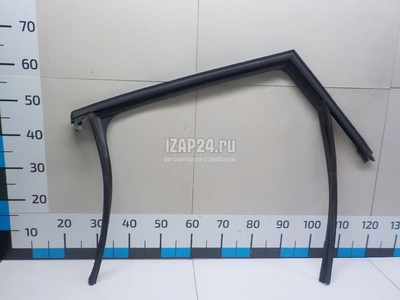 8R0839439G Уплотнитель стекла двери VAG Q5 [8R] (2008 - 2017)