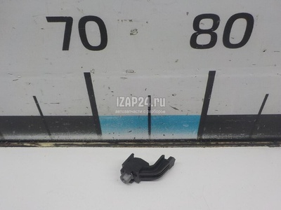 4F9945567A Кронштейн фонаря VAG Allroad quattro (2006 - 2012)