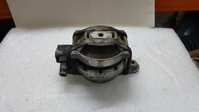 4E0399151BK подушка кпп audi a8 d3 снятая