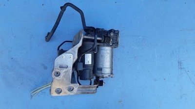 A0993200058 Компрессор пневмоподвески Mercedes S W222 2018 , A0993200104