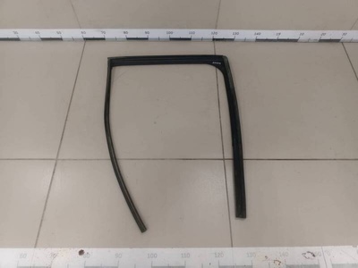 KD5372605F Уплотнитель стекла двери Mazda Mazda CX-5 (KE) 2011-2017