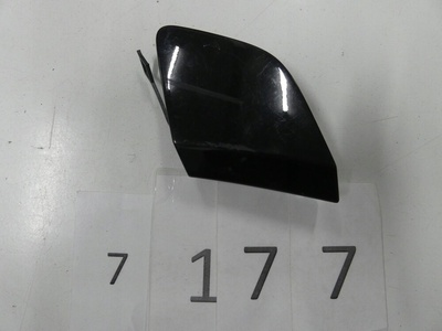 A1768853022 заглушка бампера , крышка крюка фаркопа мерседес a - klasa w - 176 рестайлинг