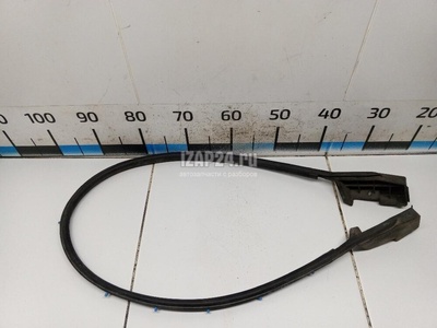 BHN956760B Уплотнитель капота Mazda Mazda 3 (BM/BN) (2013 - 2018)