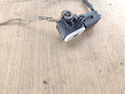 AM5T14B342AA ДАТЧИК УДАРА FORD FOCUS CB8 AM5T-14B342-AA