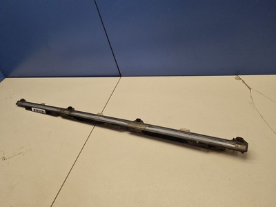 A1669061001 Подсветка подножки передняя правая Mercedes GL-klasse X166 GL GLS 2012-