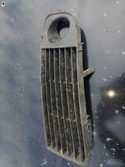 4B0807681 Решетка бампера Audi A6 C5 1997-2001