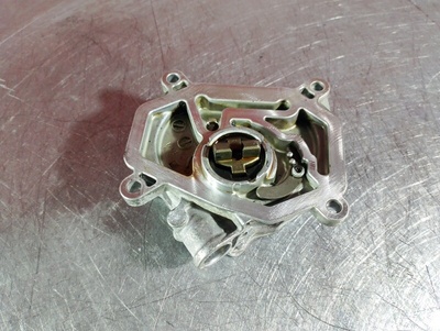 A2701801001 Насос вакуумный Mercedes E-class W212 2013 , A2702300165, , A2701800901, A2702300365