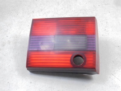 3A9945108C PASSAT B4 LAMPA TYŁ PRAWA Z KLAPY KOMBI