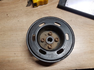 Koło pasowe wału Audi VW Skoda Seat 06a105255f
