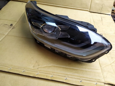 KIA CEED III REFLEKTOR PRAWY LAMPA PRAWA FULL LED