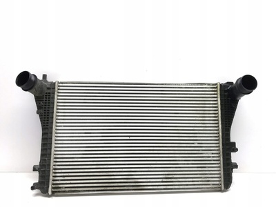 1K0145803BP volkswagen гольф vi passat b7 радиатор интеркулер