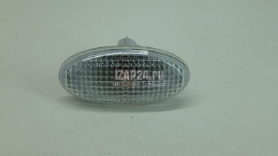 GJ6A51120C Повторитель на крыло белый Mazda Mazda 5 (CR) (2005 - 2010)