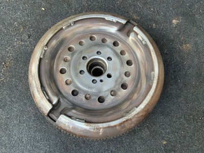 038141032g Маховик Seat Alhambra 1 restailing 2006