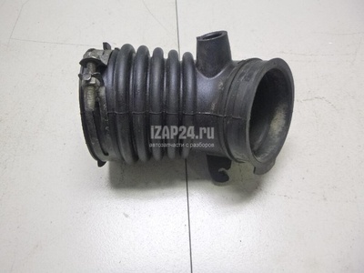 AJ5113221 Патрубок воздушного фильтра Mazda MPV II (LW) (1999 - 2006)