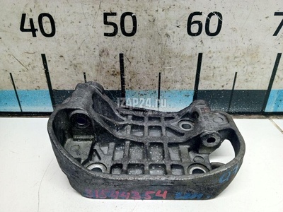 059903143Q Кронштейн генератора VAG Q7 [4L] (2005 - 2015)