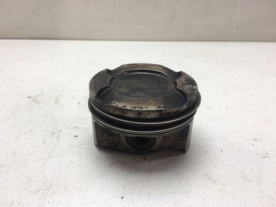 11258606461 поршень BMW F30