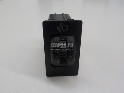 8415202021 Кнопка корректора фар Toyota Corolla E12 (2001 - 2007)