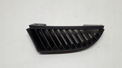 MITSHUBISHIZ30 mitsubishi кольт z30 04 - 08 решетка решетки радиатора левая