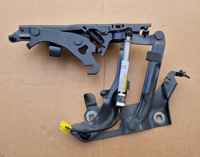 80A823301DQ5LIFT петля патрон капота audi q5 рестайлинг 80a823301d 80a823823d оригинал левый