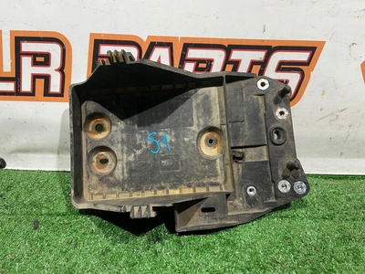 KD5356040C полка крепление akumulatora mazda bm kd53 - 56 - 040c