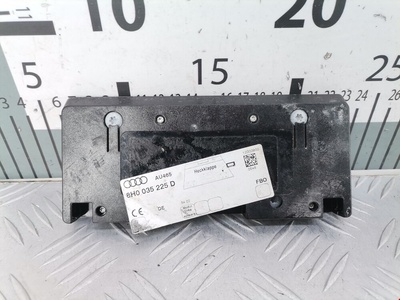 8H0035225D Усилитель антенны Audi A4 B6 (2000-2006) 2002 ,