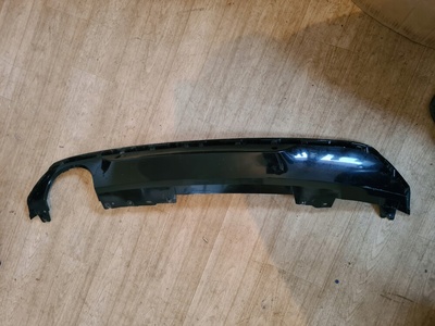 850189306R renault megane iv gt универсал диффузор спойлер заднего бампера