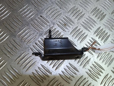 06D121521B Кронштейн Audi A3 2003-2013 2005