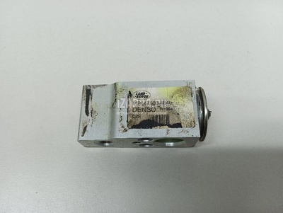 LR072087 Клапан кондиционера Land Rover Range Rover IV 2013