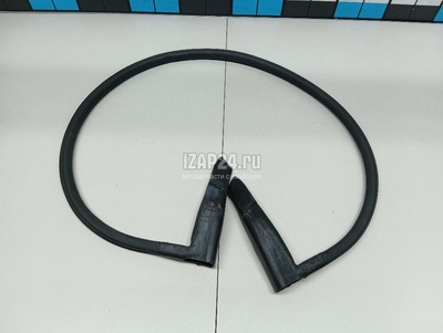 LR034119 Уплотнитель багажника Land Rover Range Rover IV 2013