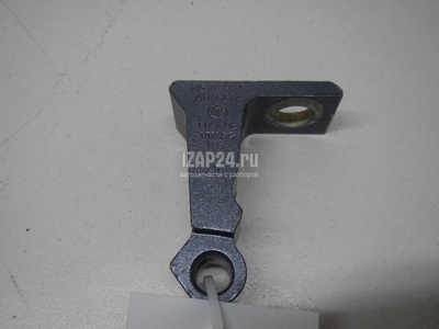 8V5833403C Петля двери VAG Q2 (GA) 2017