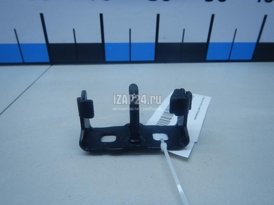 905702697R Ответная часть замка багажника Renault Lada X-Ray 2016