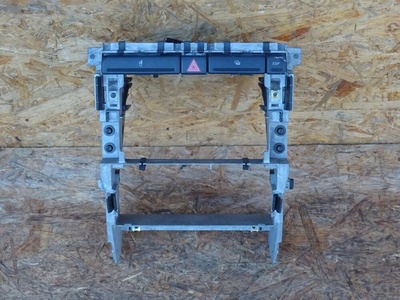 8E0858005CA4 audi a4 b7 04 - 08 рамка корзина панели консоль навигации аварийные 8e0858005c