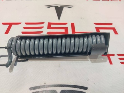 104758000D Прочая запчасть Tesla Model X 2019 1047580-00-D,1035371-00-D